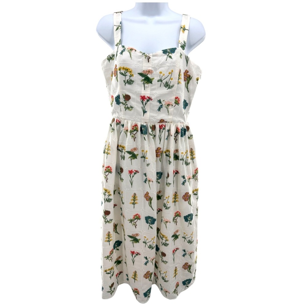 Ivy City‎ Co Robyn Dress in Wildflower White Embroidered Floral Midi Size 6 NEW